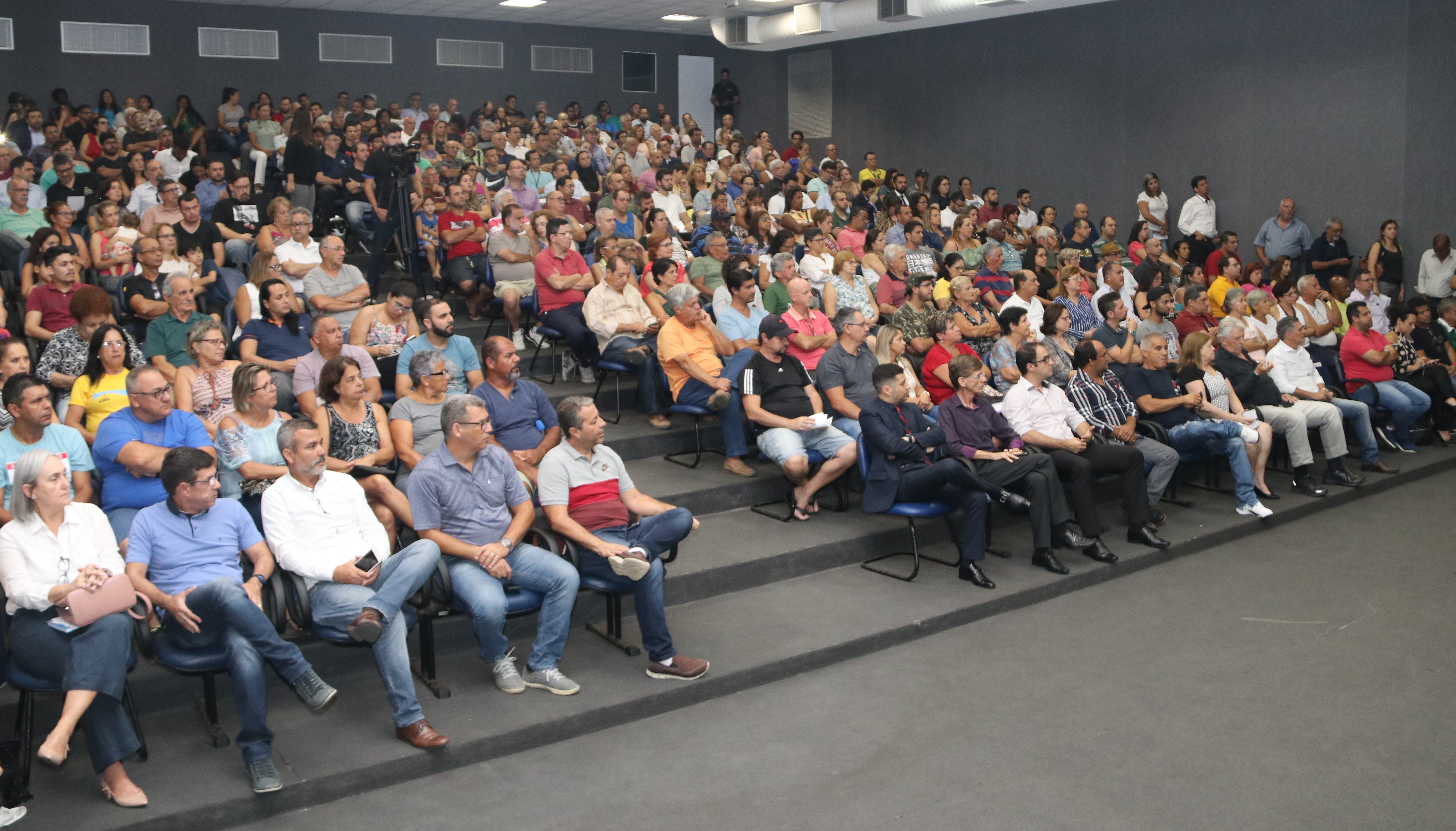 Audiência pública contou com a presença dos Parlamentares do Município