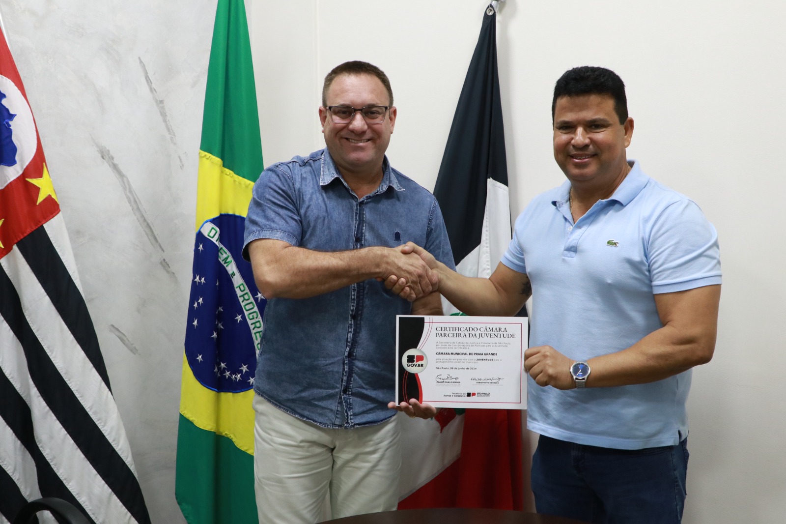 CÂMARA DE PRAIA GRANDE RECEBE CERTIFICADO DE ‘PARCEIRA DA JUVENTUDE’