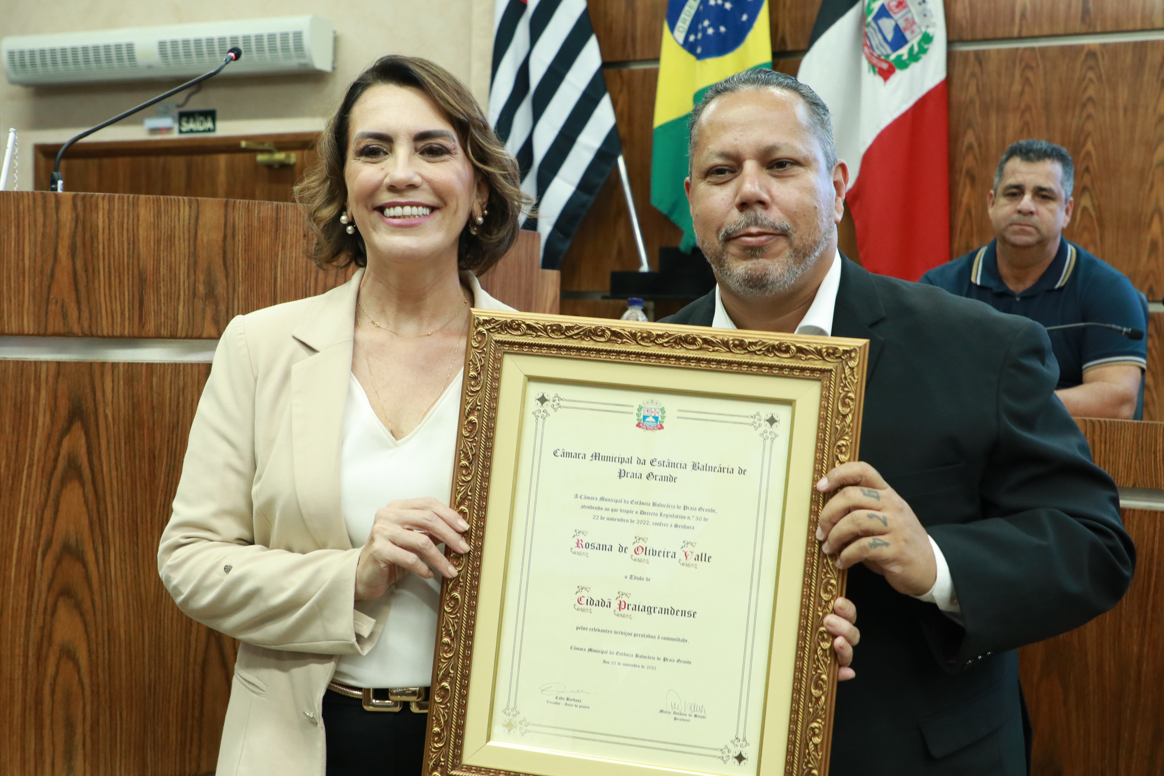 ENTREGA DO TÍTULO DE CIDADÃ PRAIAGRANDENSE